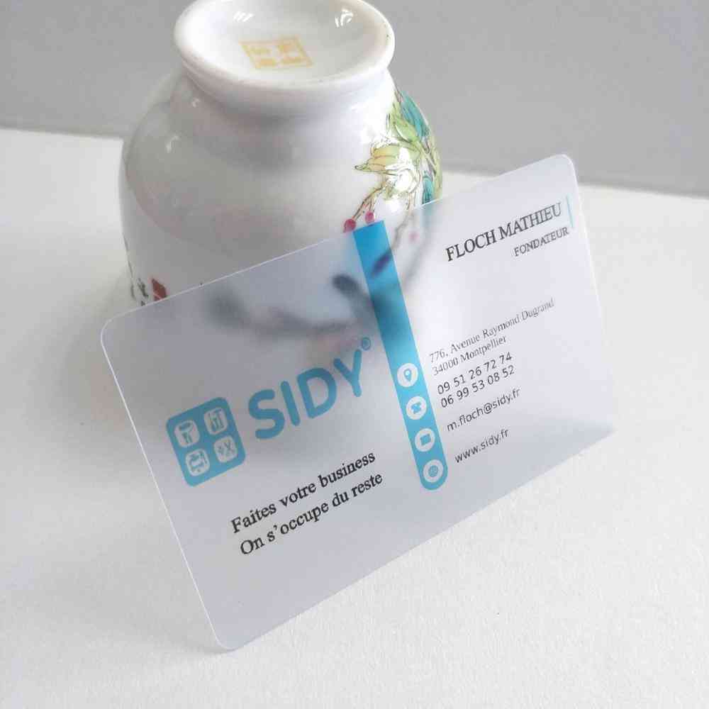 طراحی کارت ویزیت شیشه‌ای-طراحی کارت ویزیت شفاف و طلقی با تحویل فوری